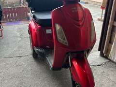 Scuter electric Volta VM4 - 3 roti, stabil, ideal mobilitate urbana